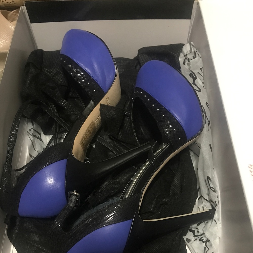 Adri open toe heel